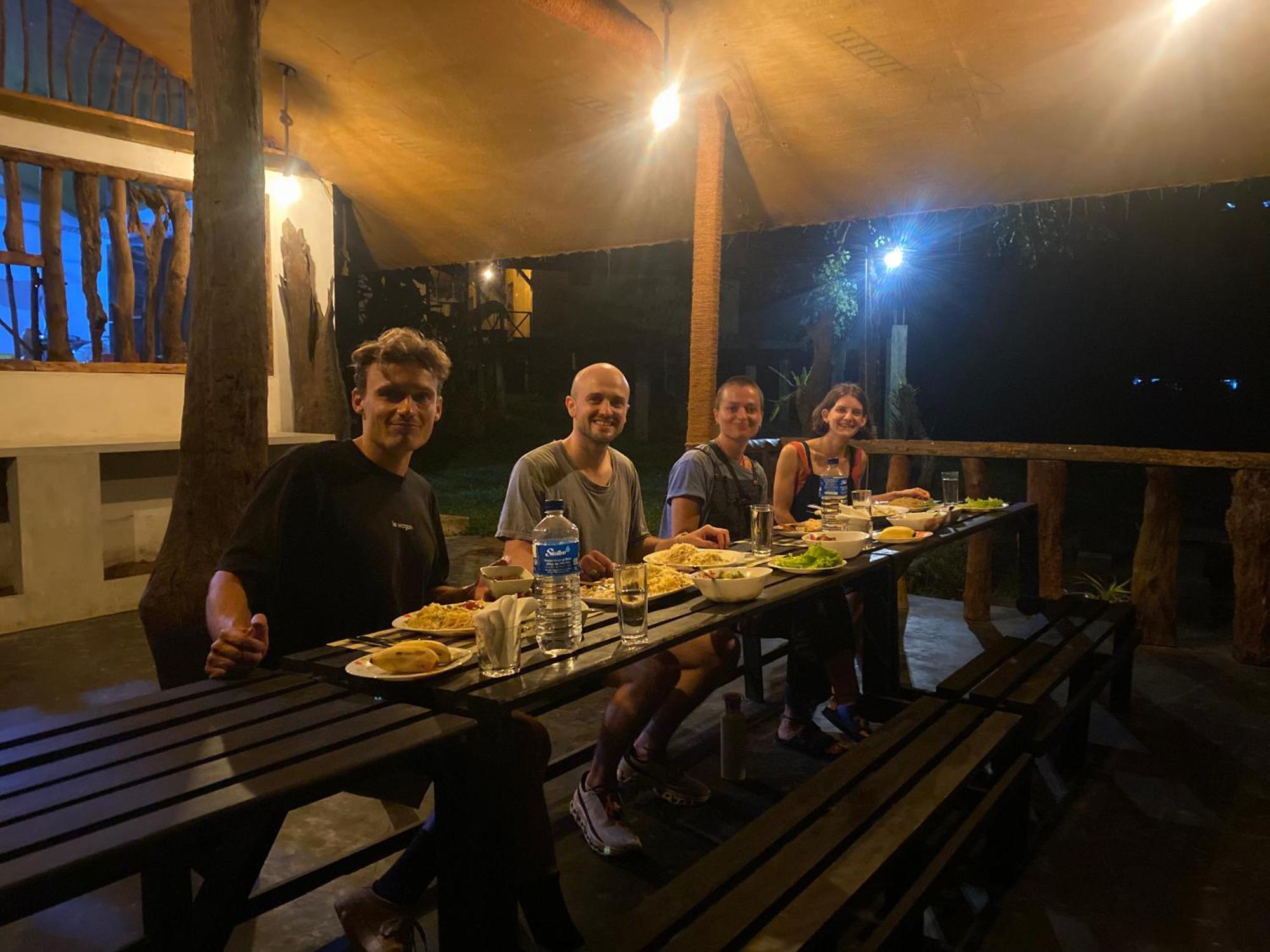 Sinharaja Riverside Deniyaya Ngoại thất bức ảnh