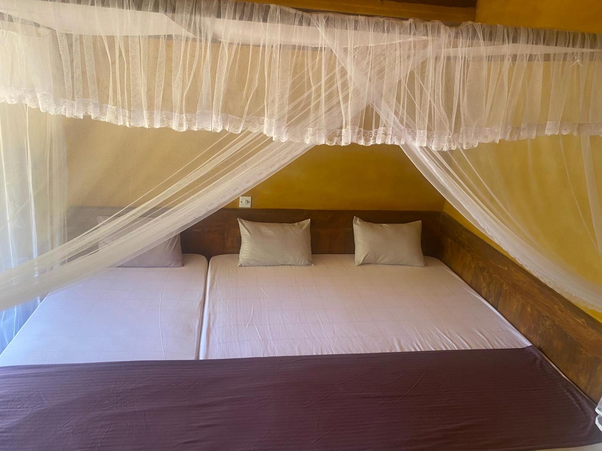 Sinharaja Riverside Deniyaya Ngoại thất bức ảnh